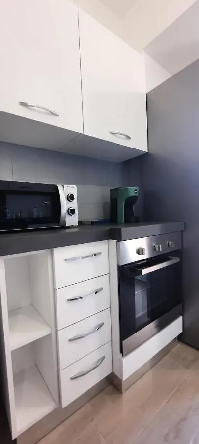 Casa Anna Appartamento Fronte Mare Ventimiglia 0*,  Italy