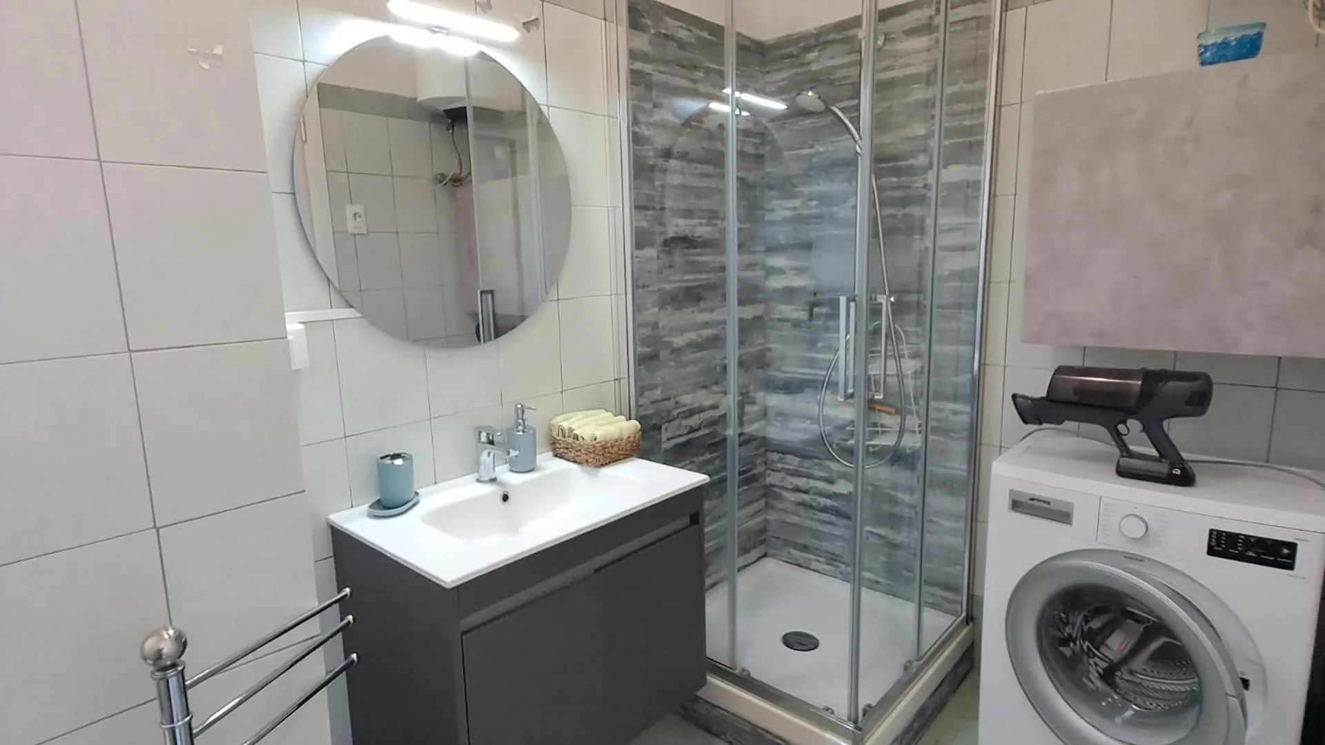 Casa Anna Appartamento Fronte Mare Ventimiglia 0*,